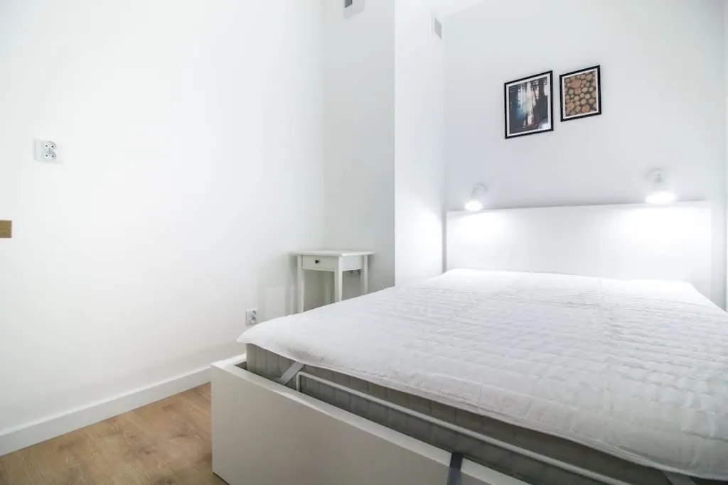 Funkcjonalny Apartament W Budynku Z Tarasem-Wawel Kraków 0*,  Polska